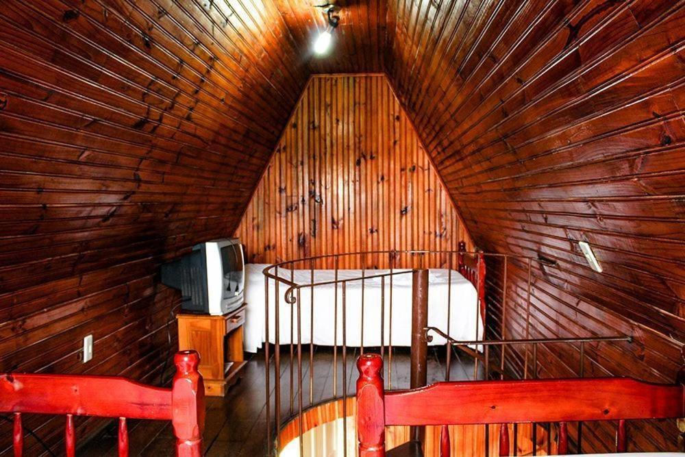 Hotel Fazenda Caledonia Inn Нова-Фрибургу Экстерьер фото