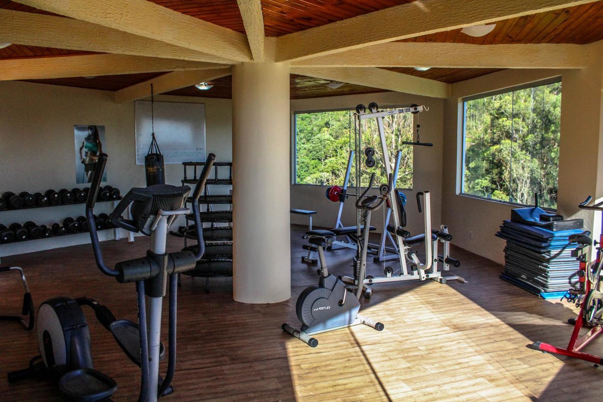 Hotel Fazenda Caledonia Inn Нова-Фрибургу Экстерьер фото