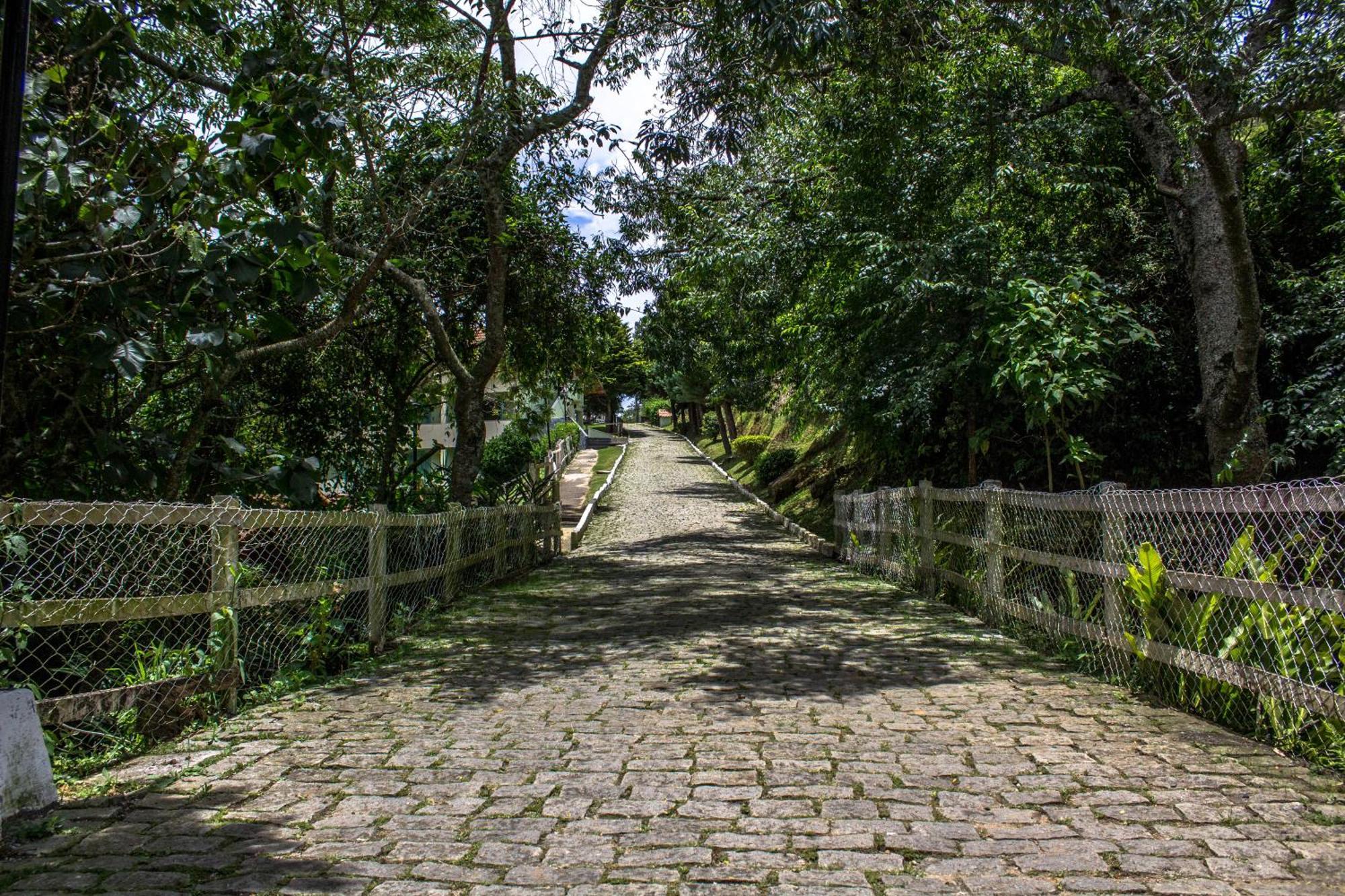 Hotel Fazenda Caledonia Inn Нова-Фрибургу Экстерьер фото