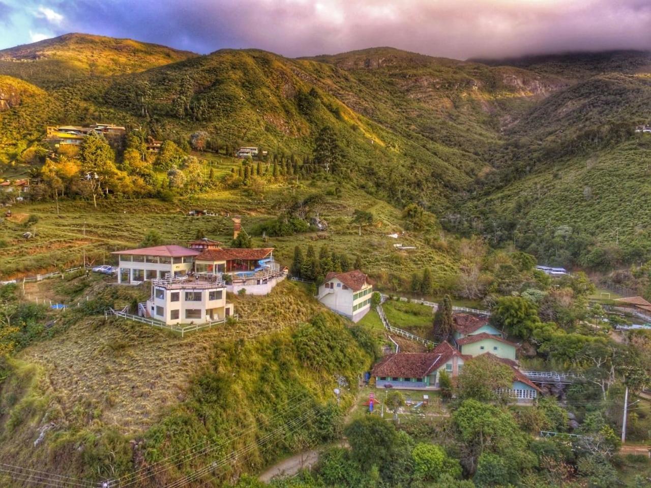 Hotel Fazenda Caledonia Inn Нова-Фрибургу Экстерьер фото