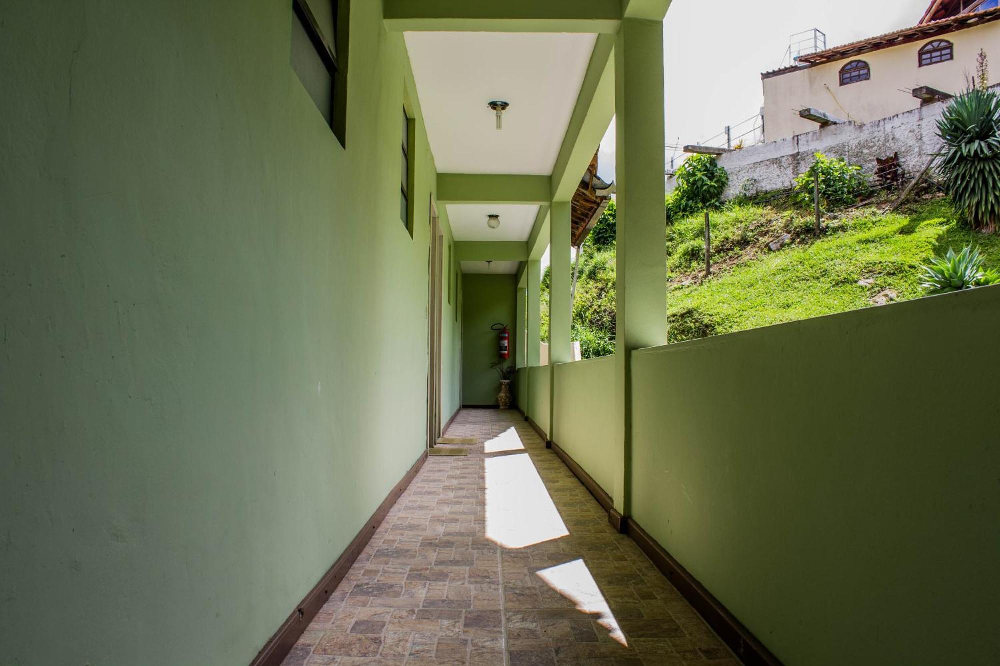 Hotel Fazenda Caledonia Inn Нова-Фрибургу Экстерьер фото